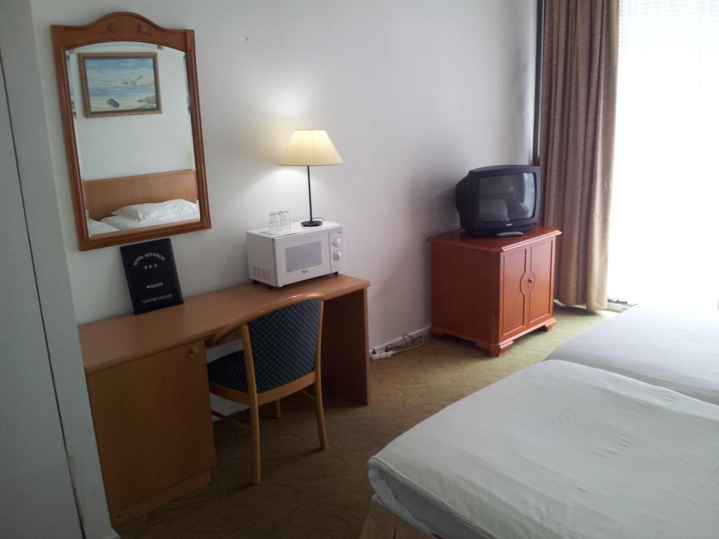 Hotel Keyserlei Amberes Habitación foto